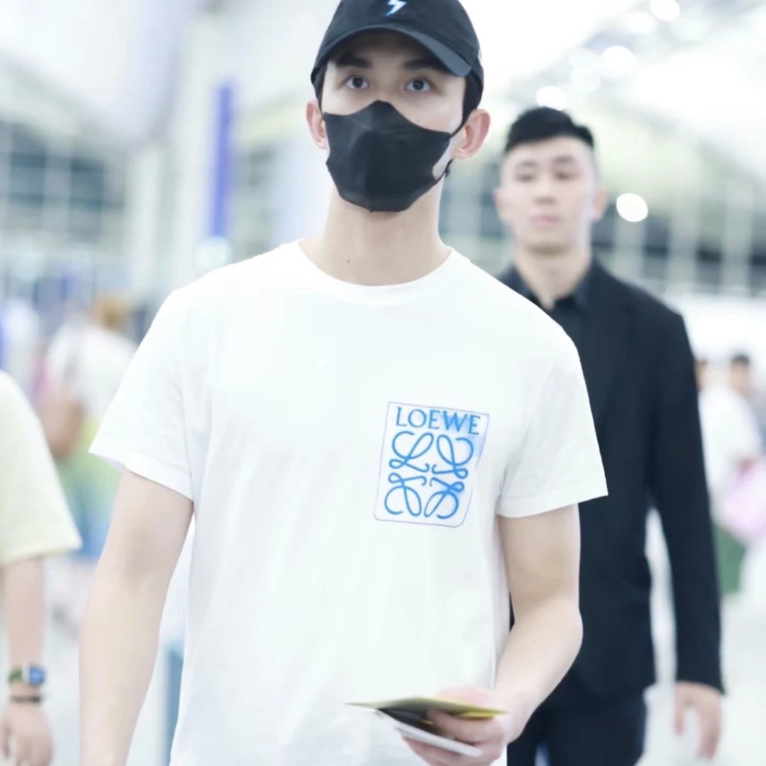 99新 LOEWE/罗意威 7254/LOEWE 刺绣Logo印花假口袋圆领短袖
