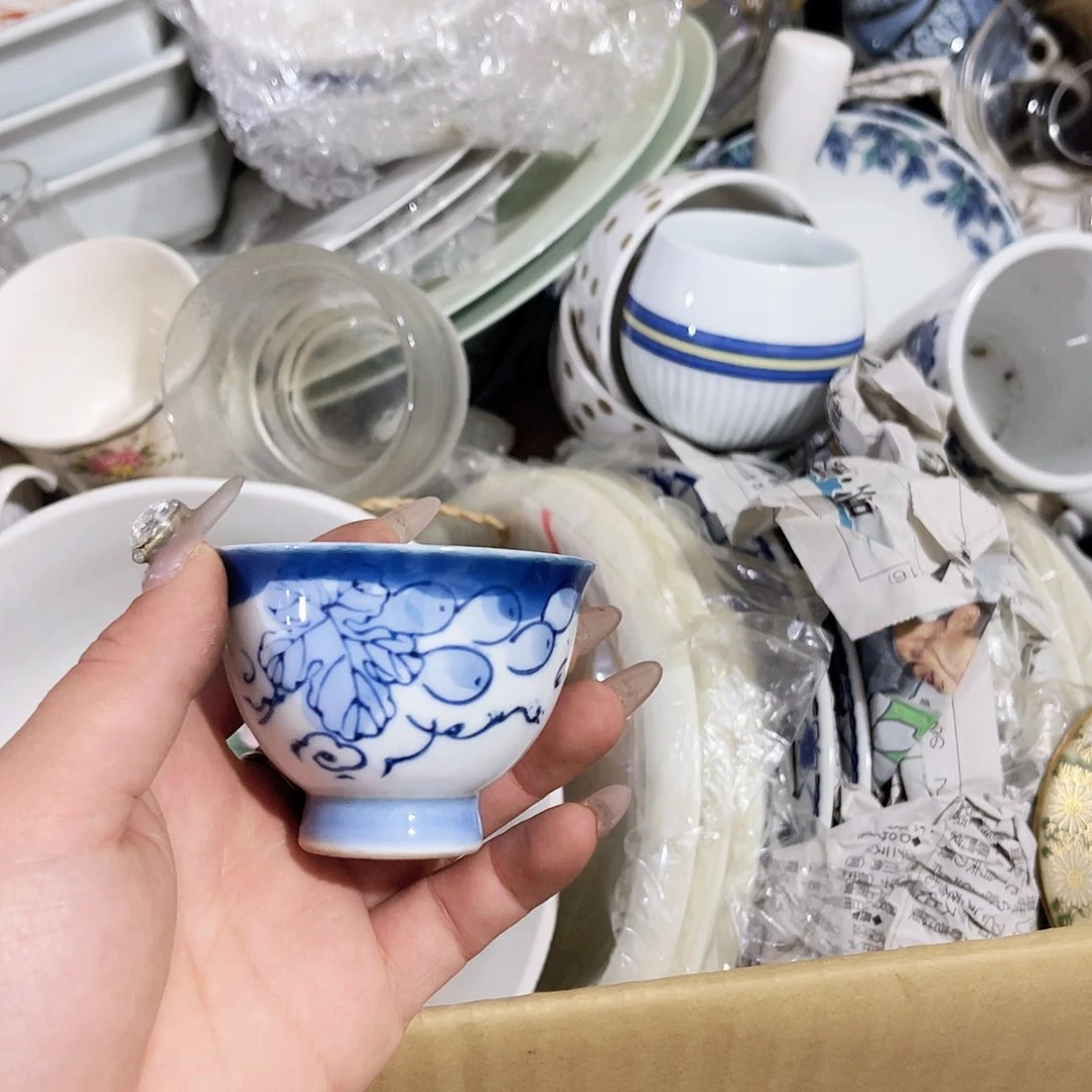 瓷片小*?嗯！不说咯么有你电话的