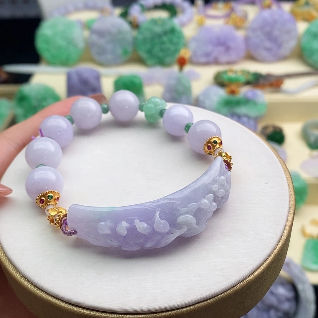 羊***羊翡翠未镶嵌手镯手牌