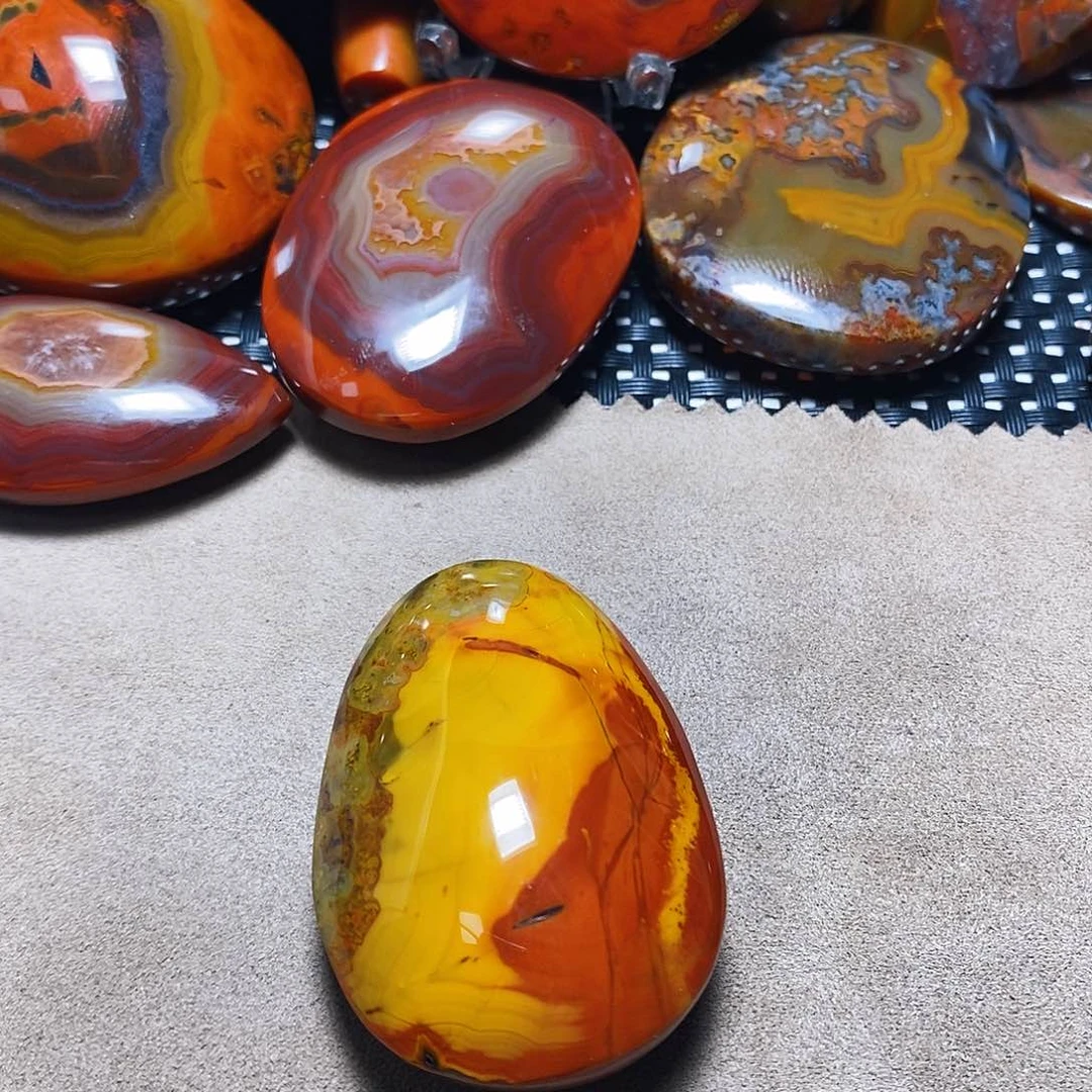 玛瑙/玉髓颈饰未镶嵌小*悦