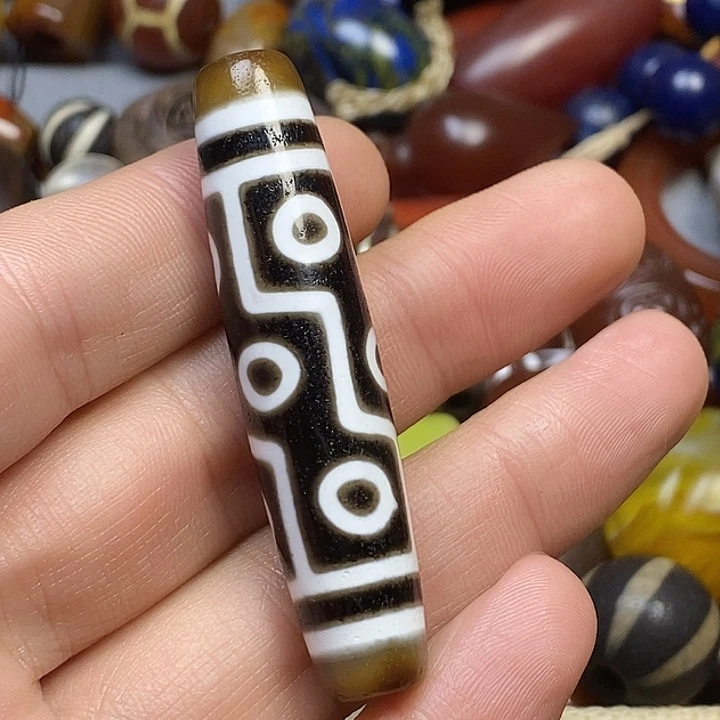 未镶嵌颈饰玛瑙/玉髓火***?