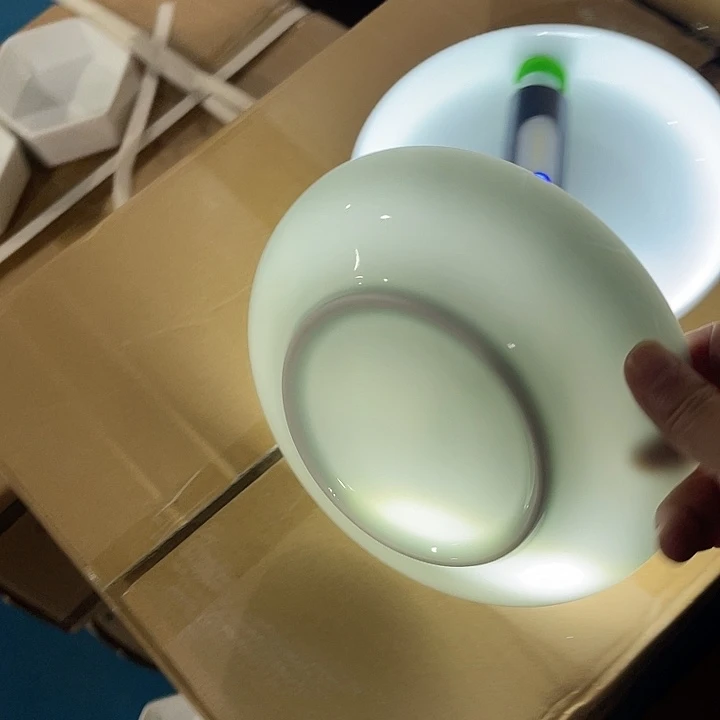 瓷片玉泥青瓷7.5英寸喔盘两个，包邮