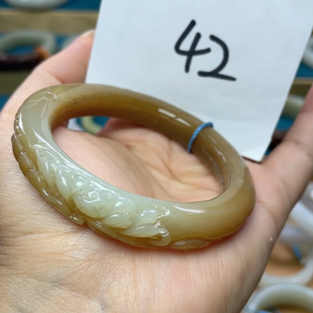 未镶嵌手镯和田玉圈口54