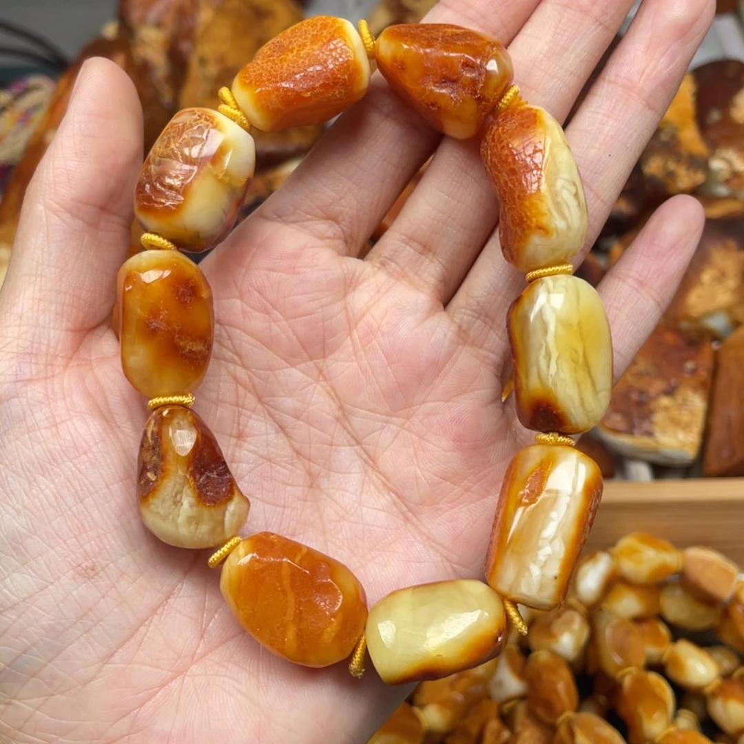 蜜蜡珠宝奇石未镶嵌