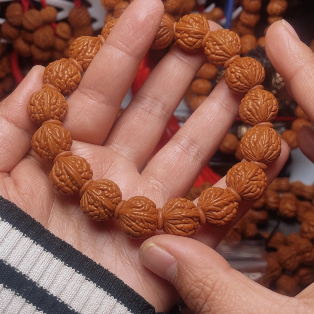 手串桃核龙纹桃枭