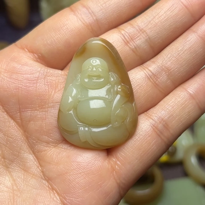 ~****岫岩老玉（透闪石质玉）未镶嵌挂件