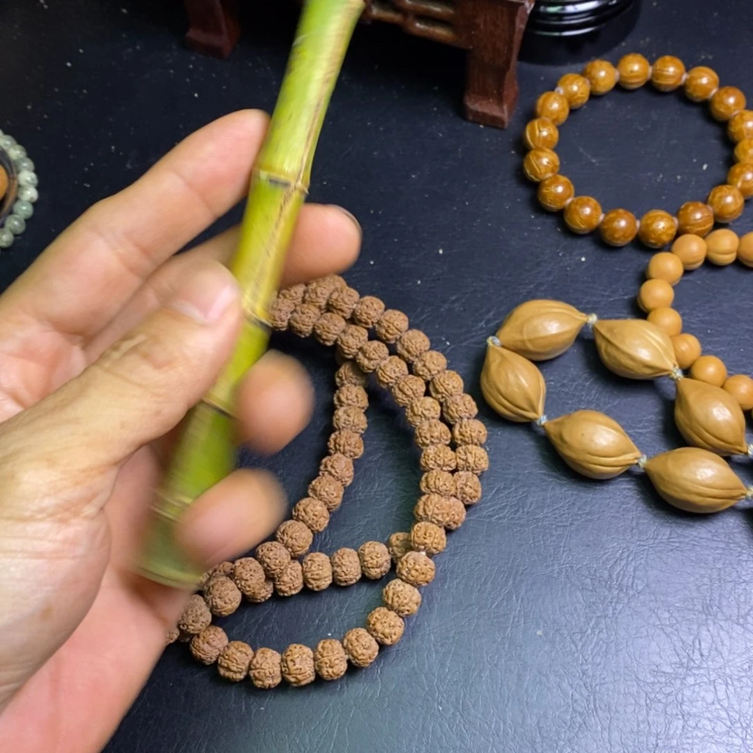 实心竹手把件，虫爬！