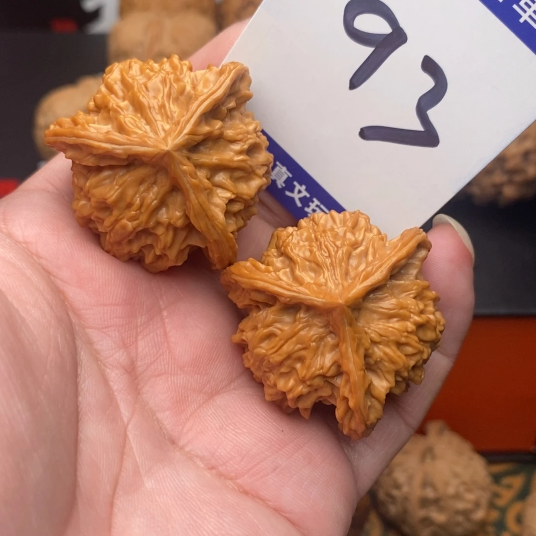 把件文玩核桃盘山三棱38zuoy