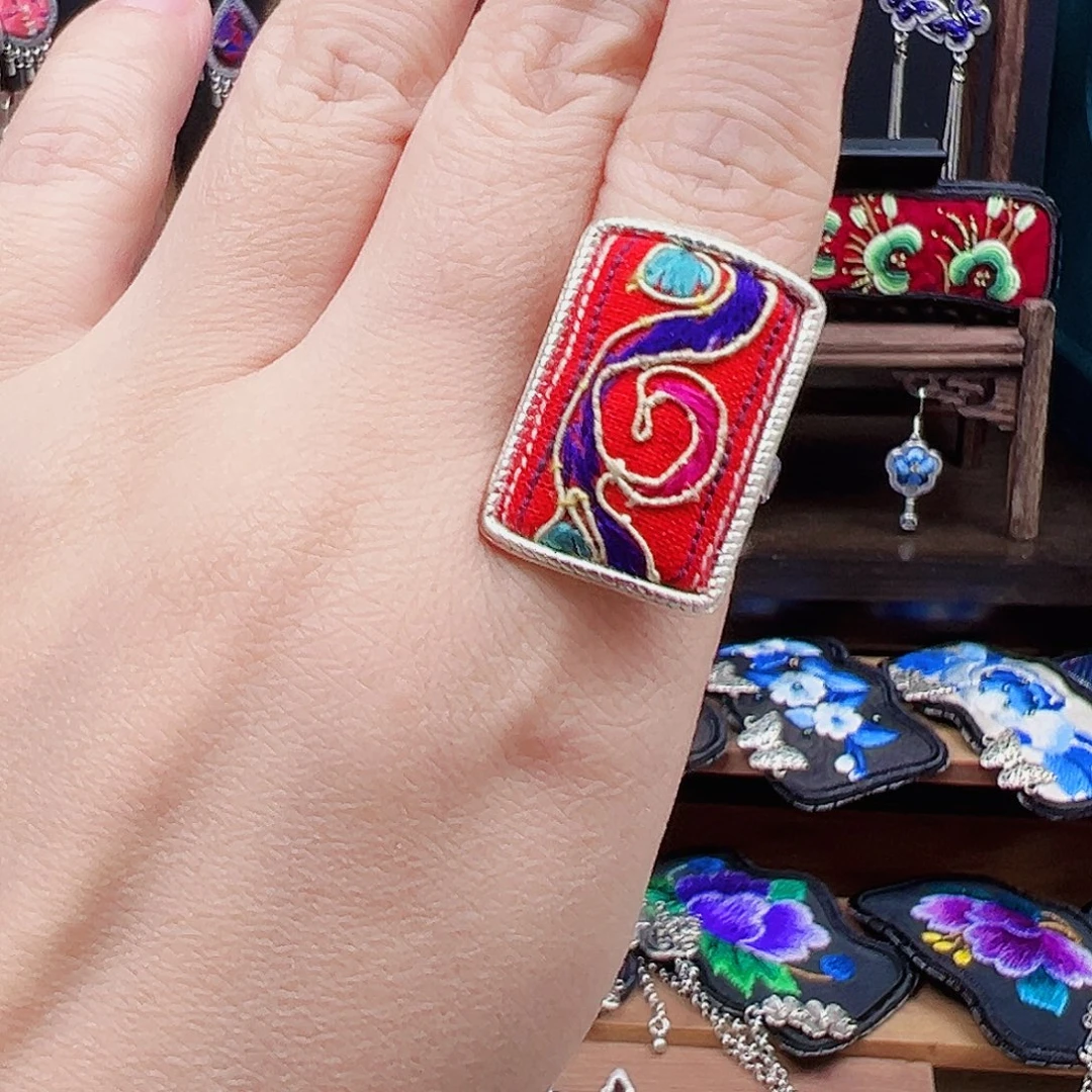 织绣手工刺绣工艺品