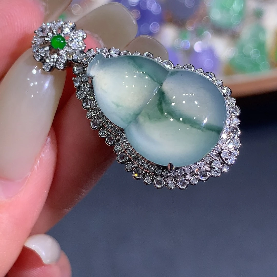 翡翠18K金镶嵌吊坠(不含链)