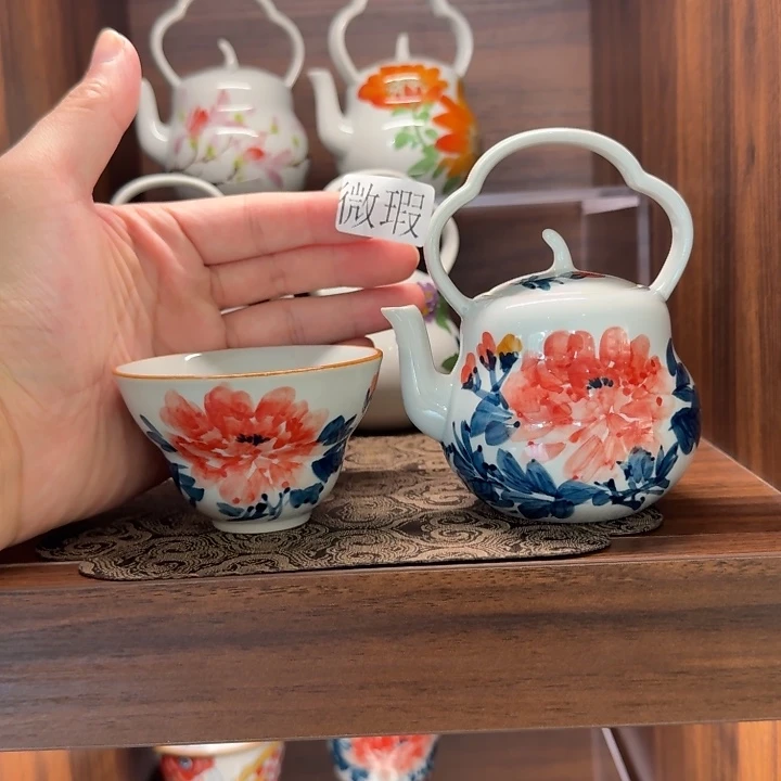 釉下手绘茶具微瑕