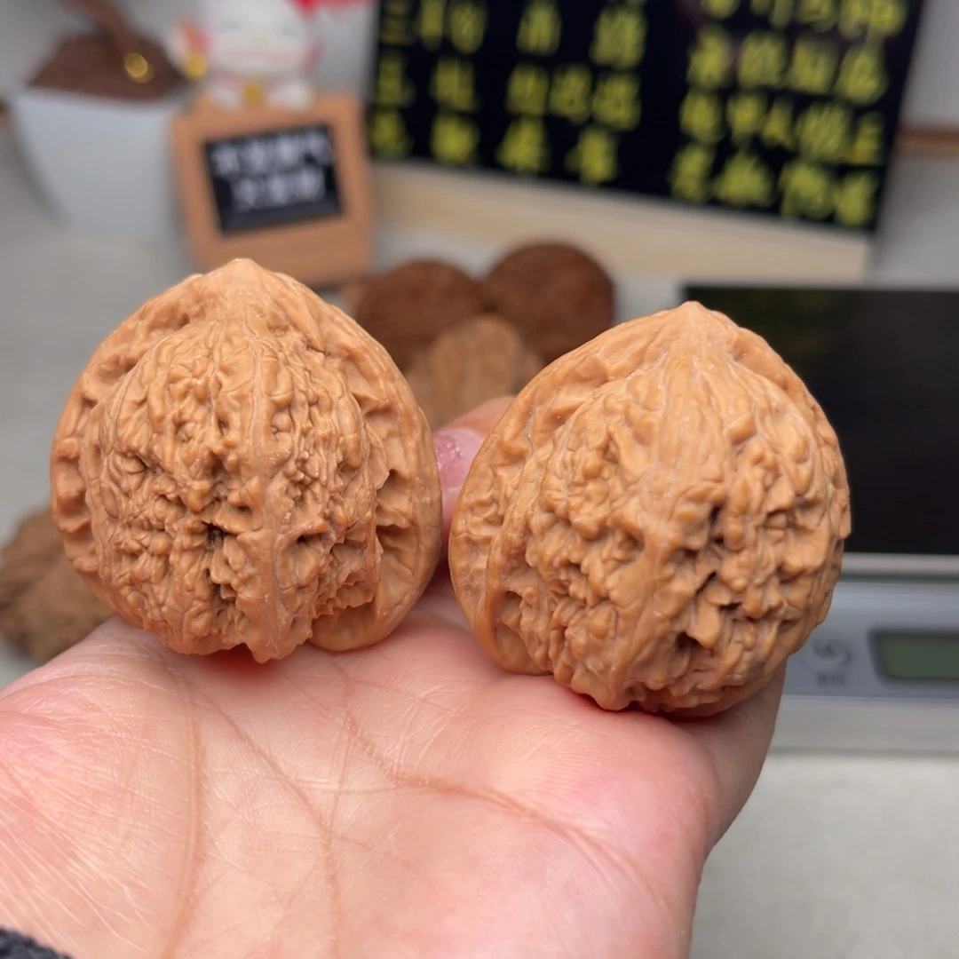 文玩核桃把件蚂蚁沟