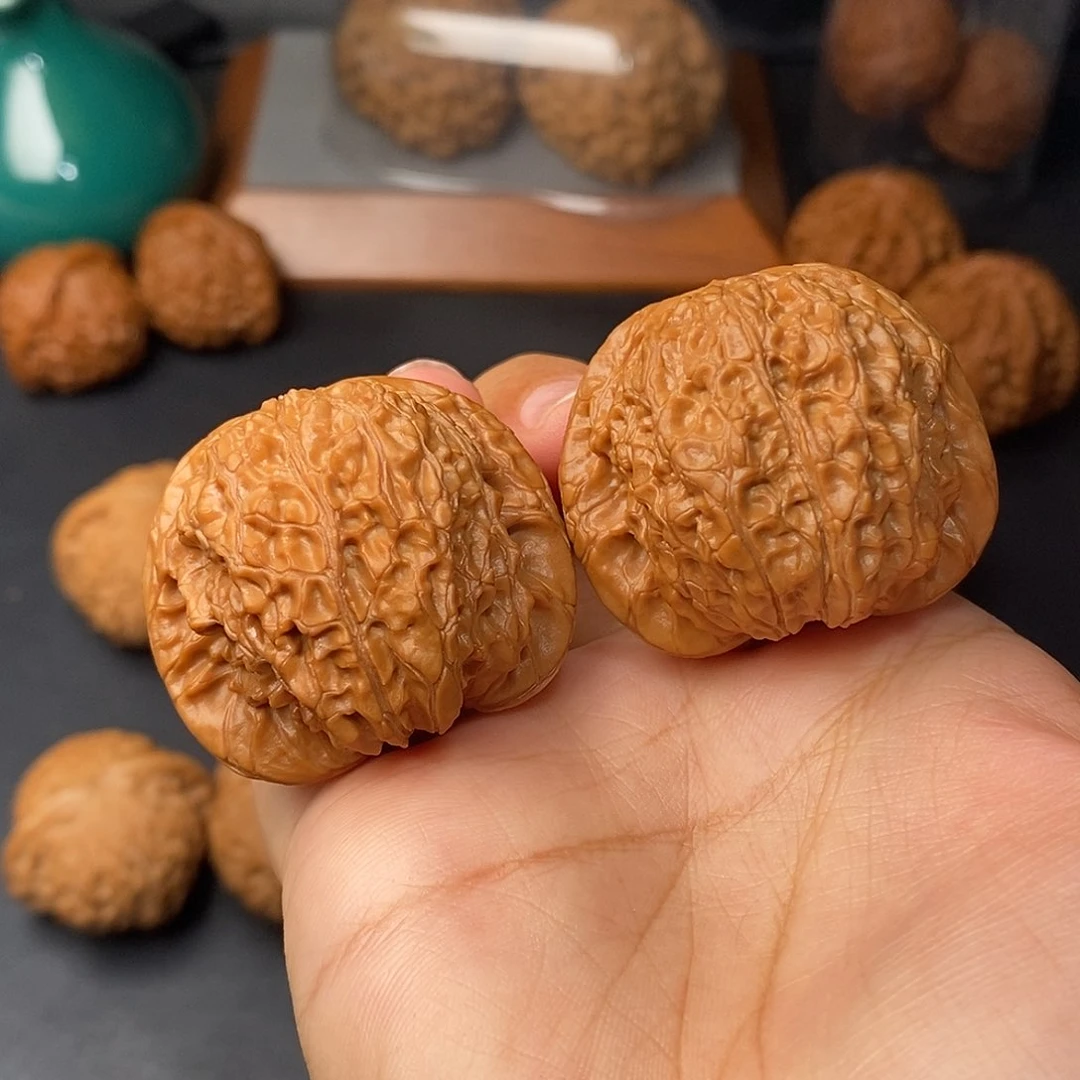 文玩核桃把件悠**啡血麒麟