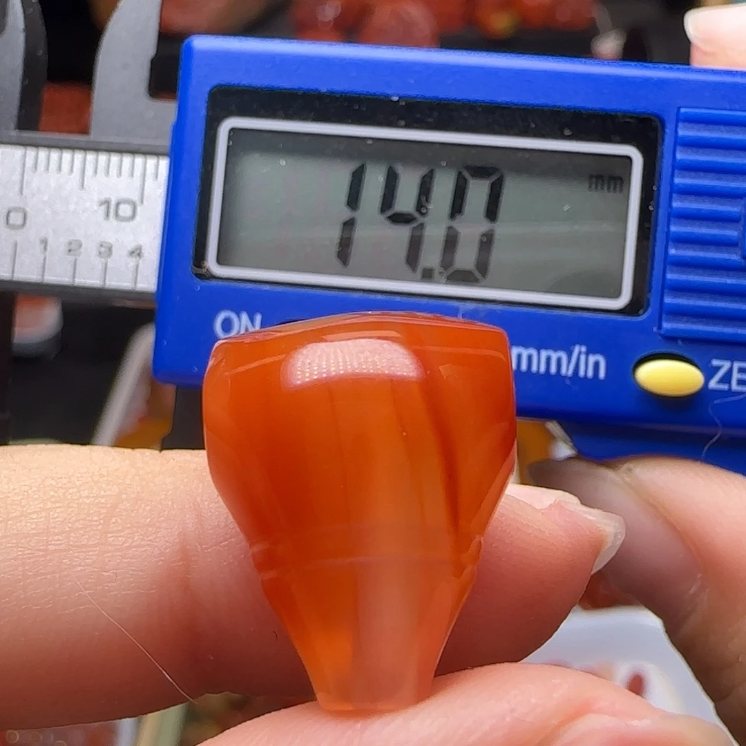 南红玛瑙未镶嵌颈饰