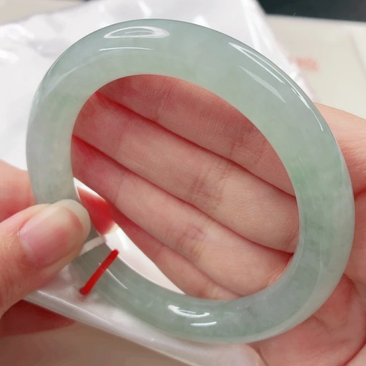 翡翠未镶嵌手镯57.9圈x77