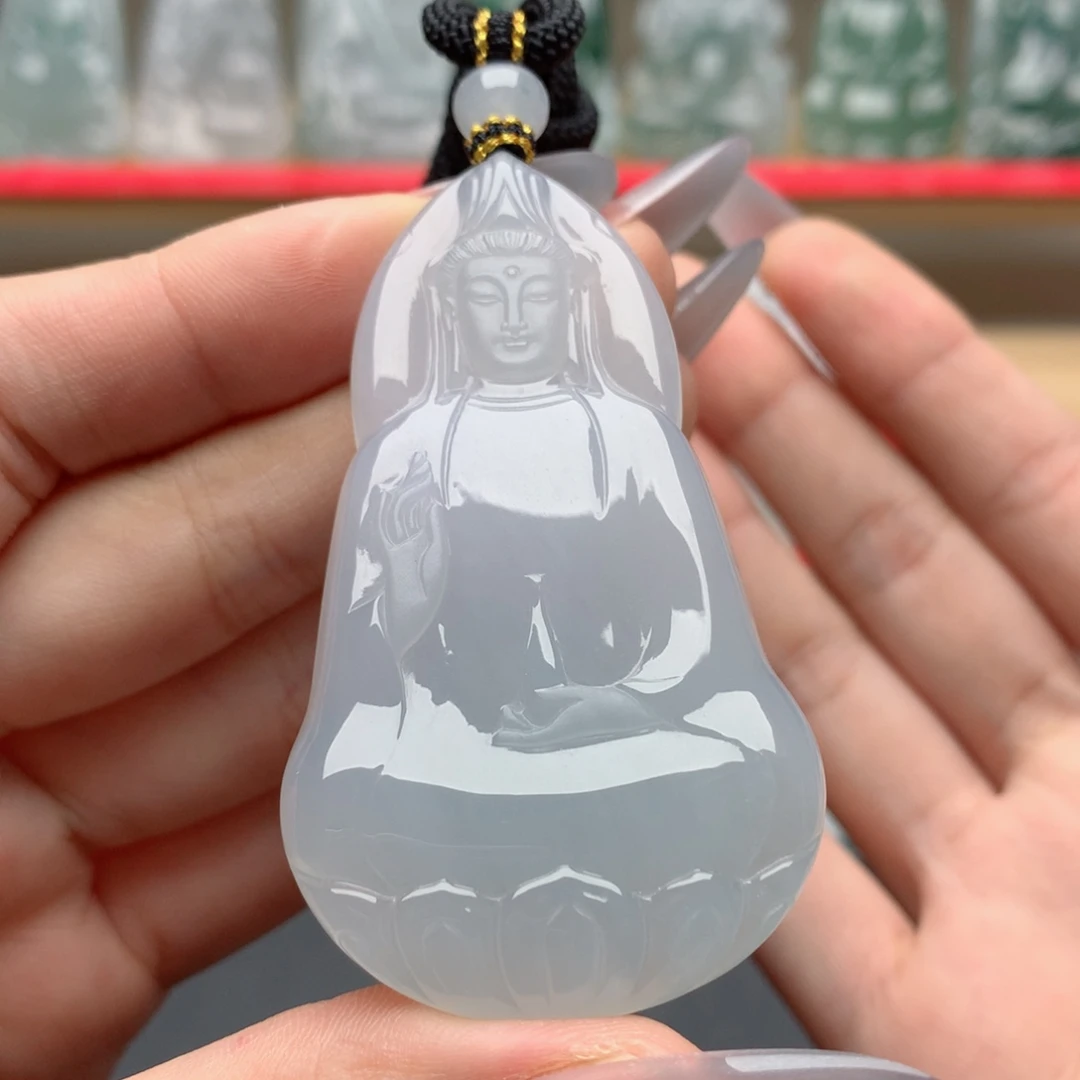 常***加颈饰未镶嵌翡翠素衣观音