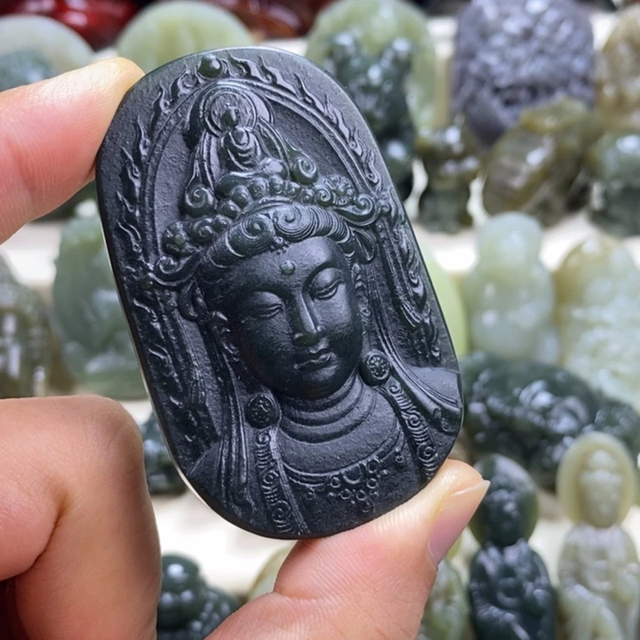 颈饰未镶嵌和田玉