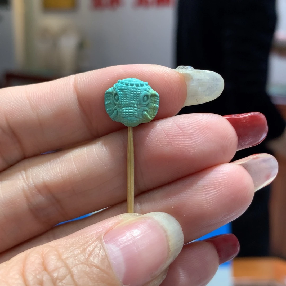 绿松石配饰未镶嵌