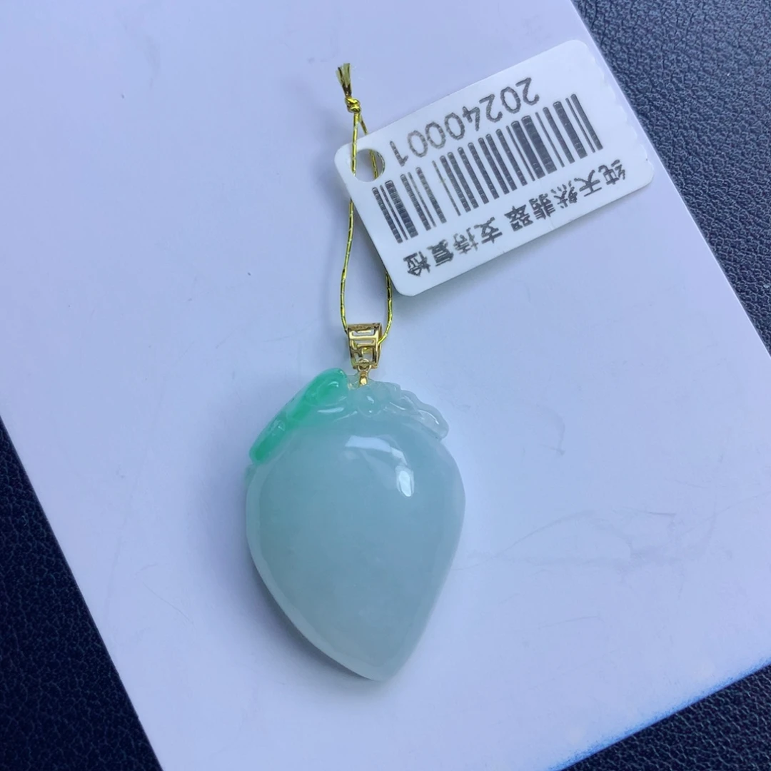诺***颈饰未镶嵌翡翠桃子