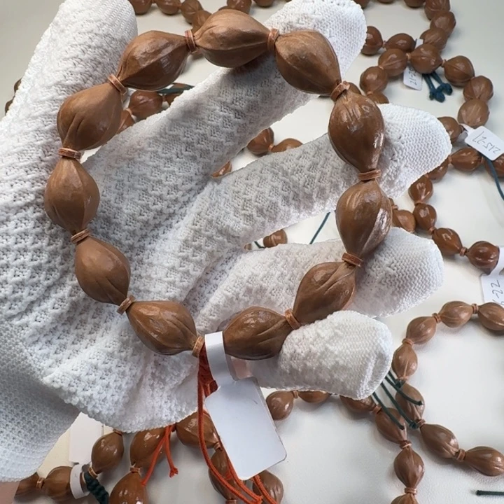 吊坠橄榄核鸡***子