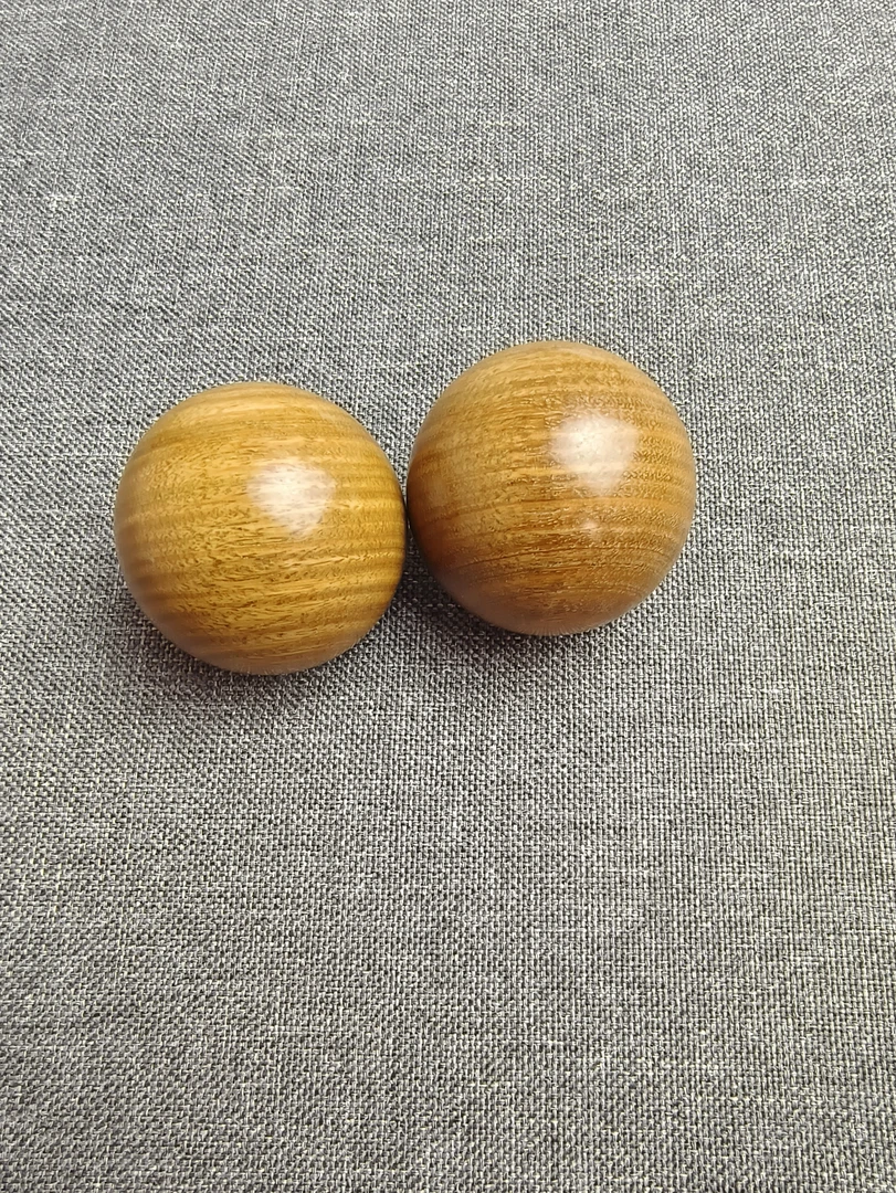 绿檀木质手球  精抛