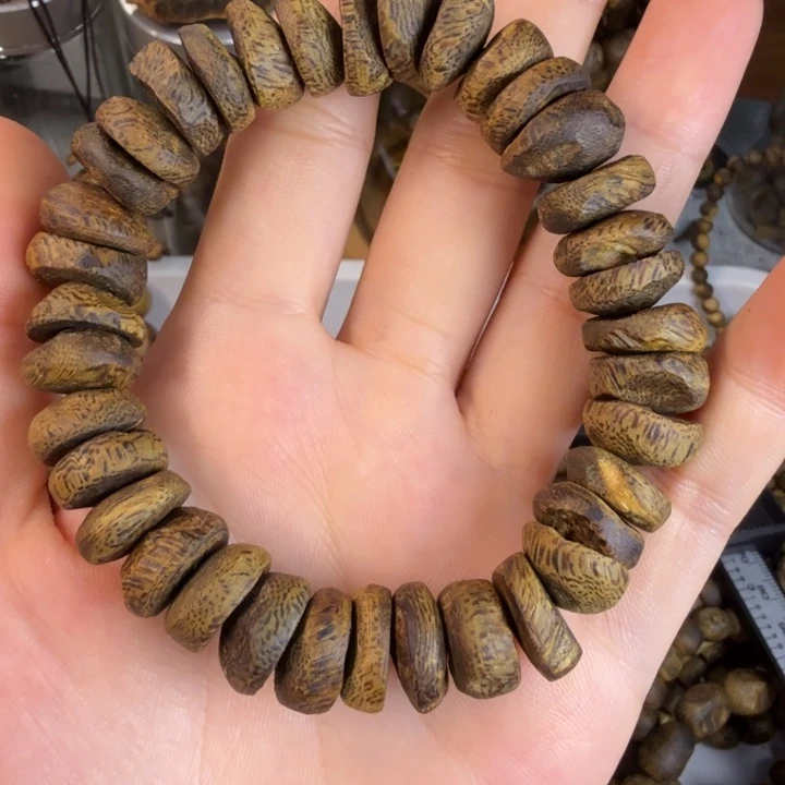 ****得沉香碎屑沉香莺歌绿奇楠1.3树钉壳子20克