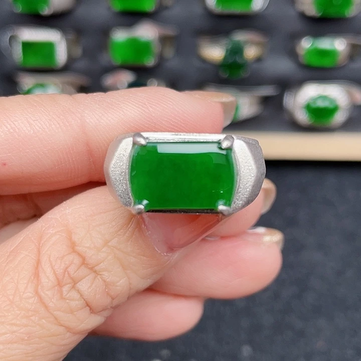 翡翠戒指银S925镶嵌编号1884没有运费险