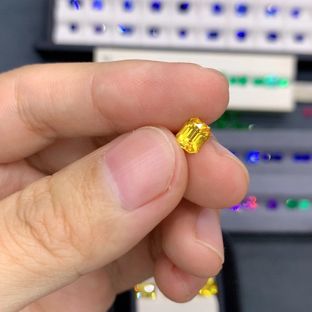 裸石彩色蓝宝石1.06克拉全净祖切