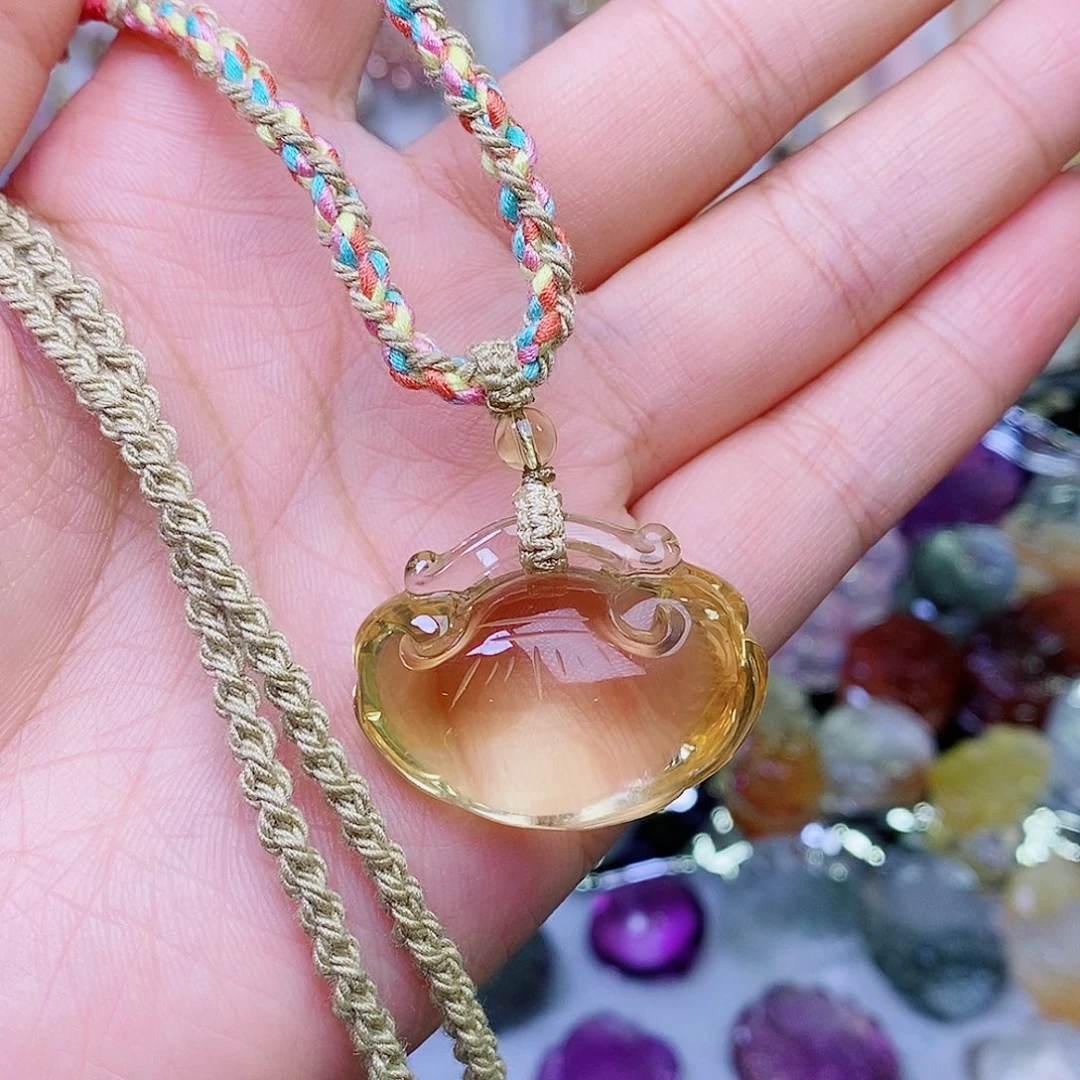 未镶嵌吊坠(赠链)水晶