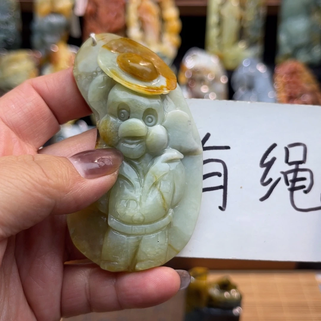蛇纹石玉未镶嵌颈饰