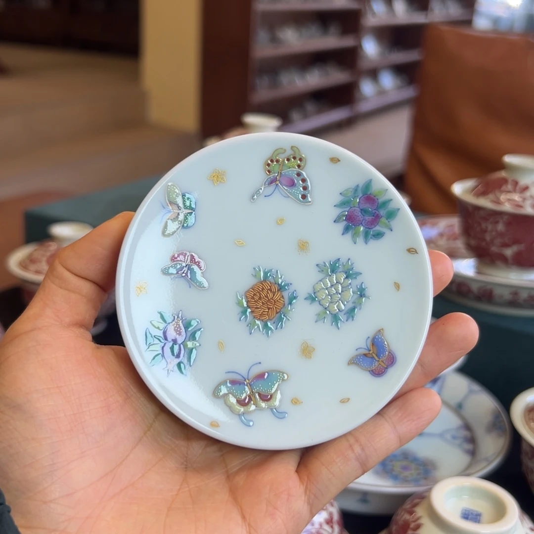 H冉月观隐斗彩蝶恋花