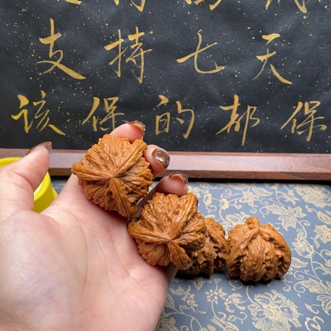 吊坠文玩核桃王**!