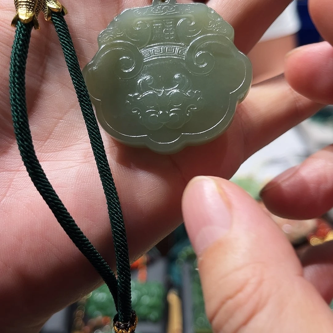 未镶嵌岫玉毛衣链