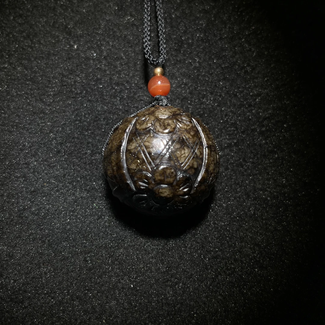 臻藏（8a）和田玉灵珠2505260017