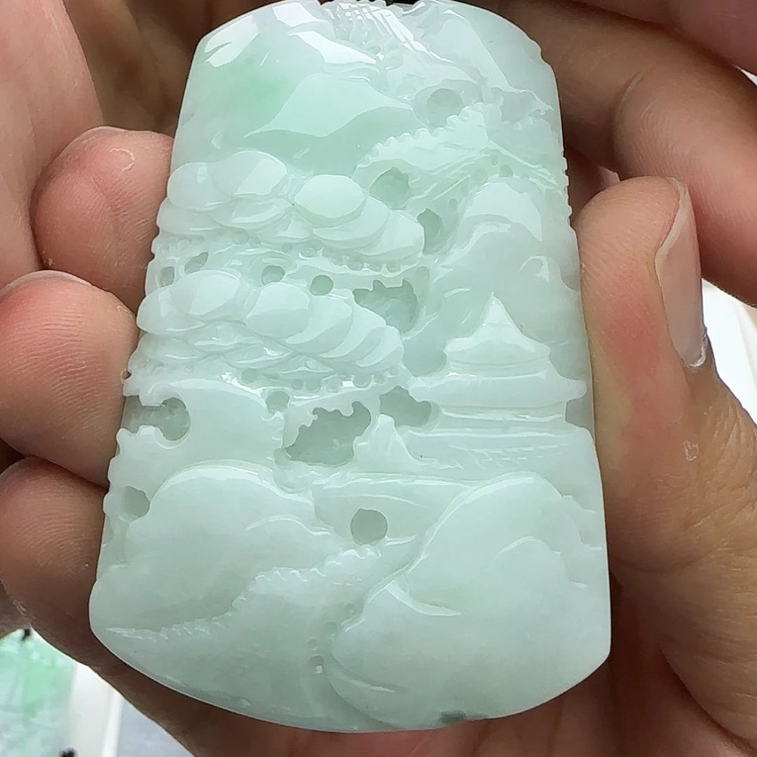 翡翠未镶嵌颈饰翡翠