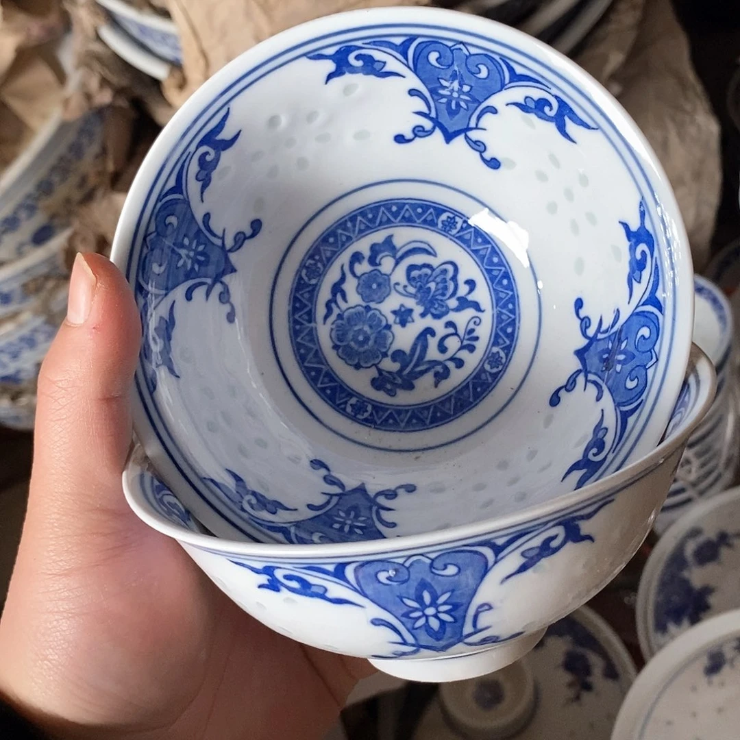 摆件5寸青花玲珑瓷碗