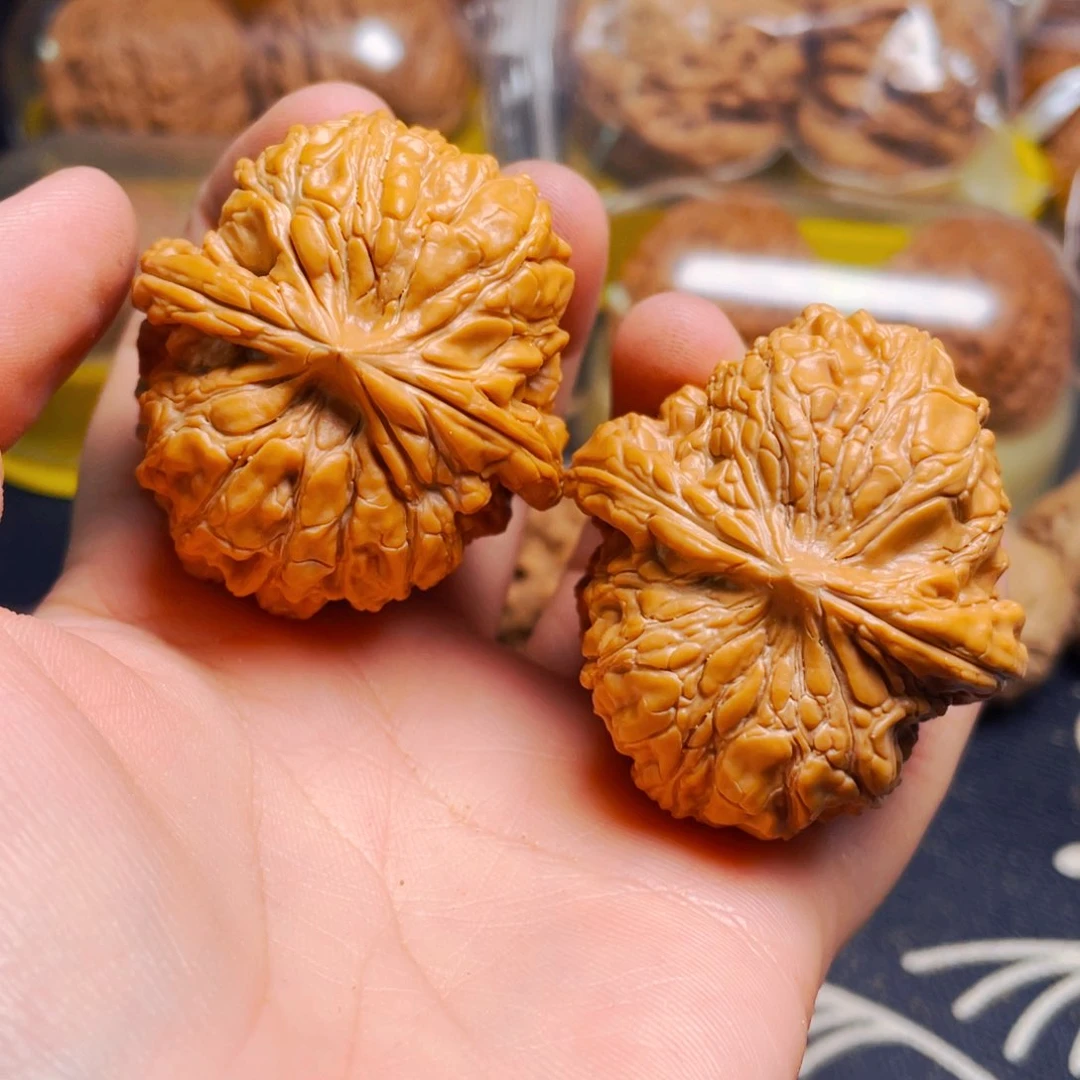 文玩核桃吊坠闷墩子