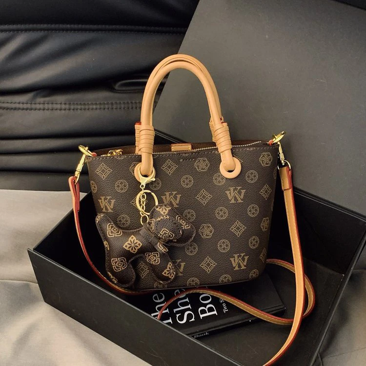 Misswang路易维纳斯菜篮子包5892