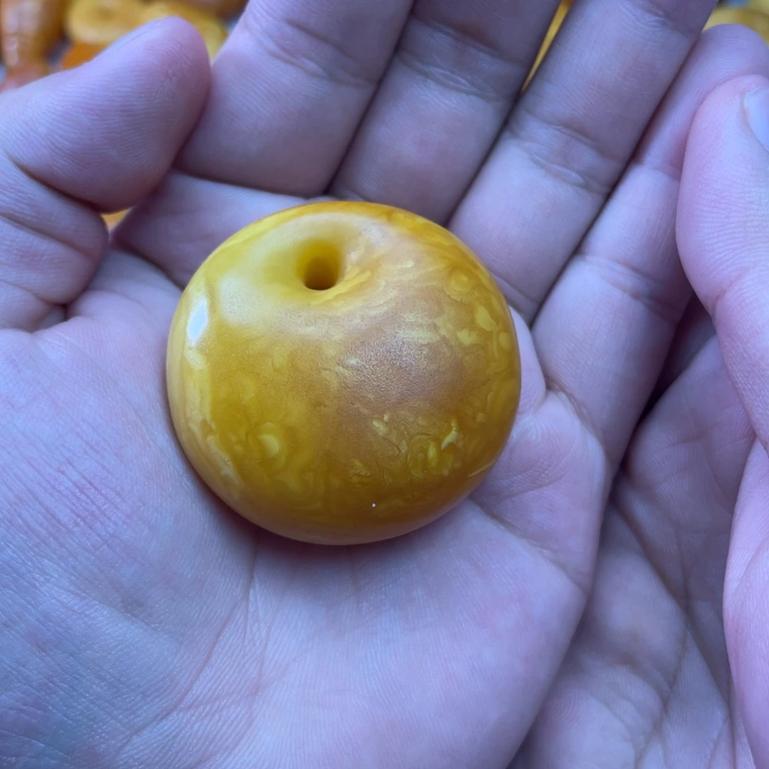 琥珀未镶嵌吊坠(不含链)