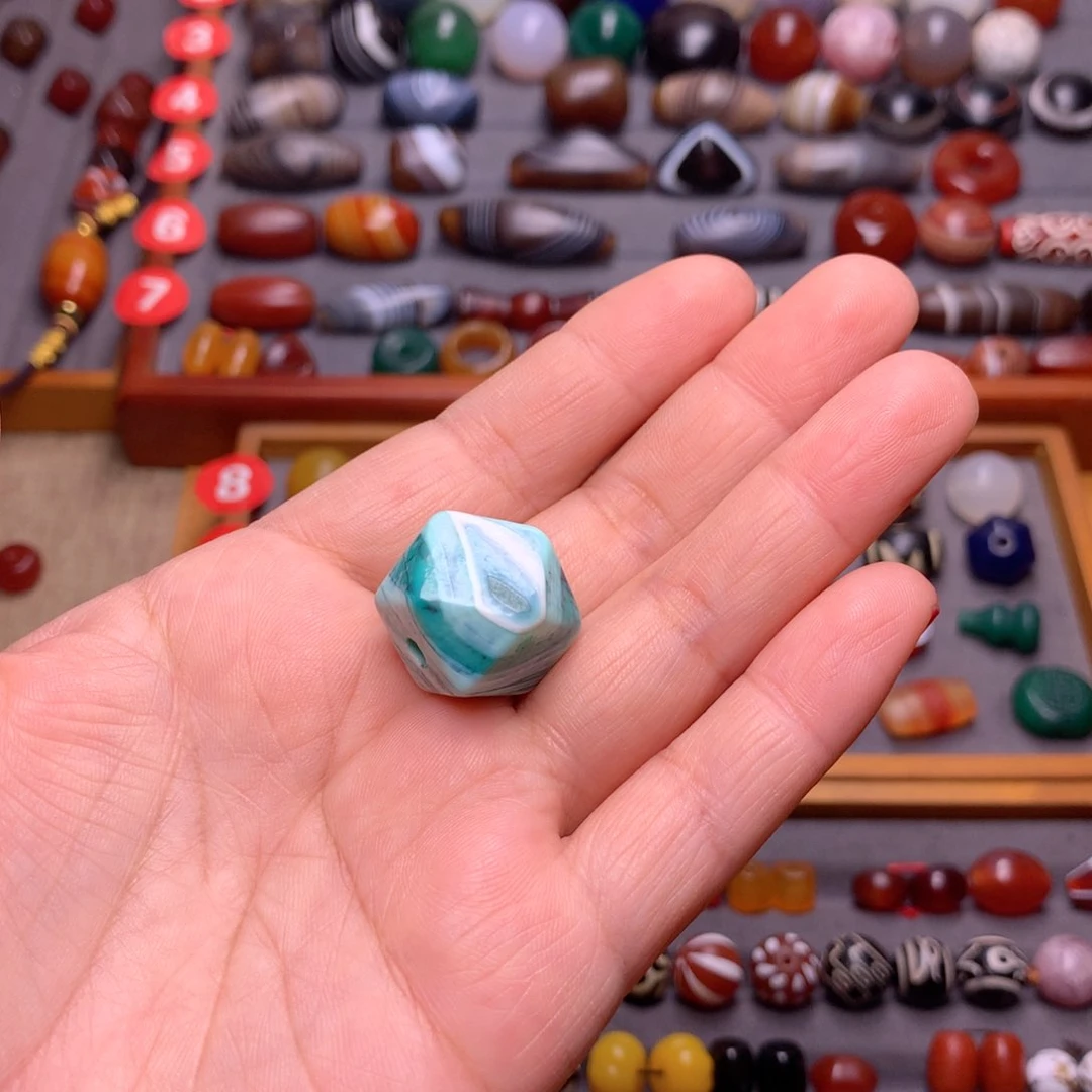 玛瑙/玉髓颈饰未镶嵌氵*丶