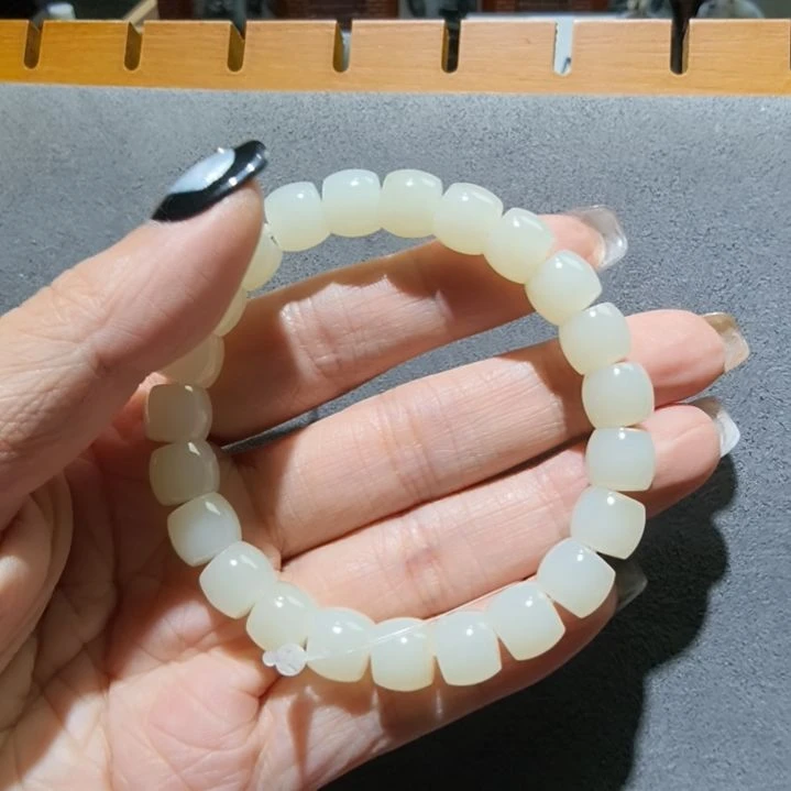 和田玉手链未镶嵌