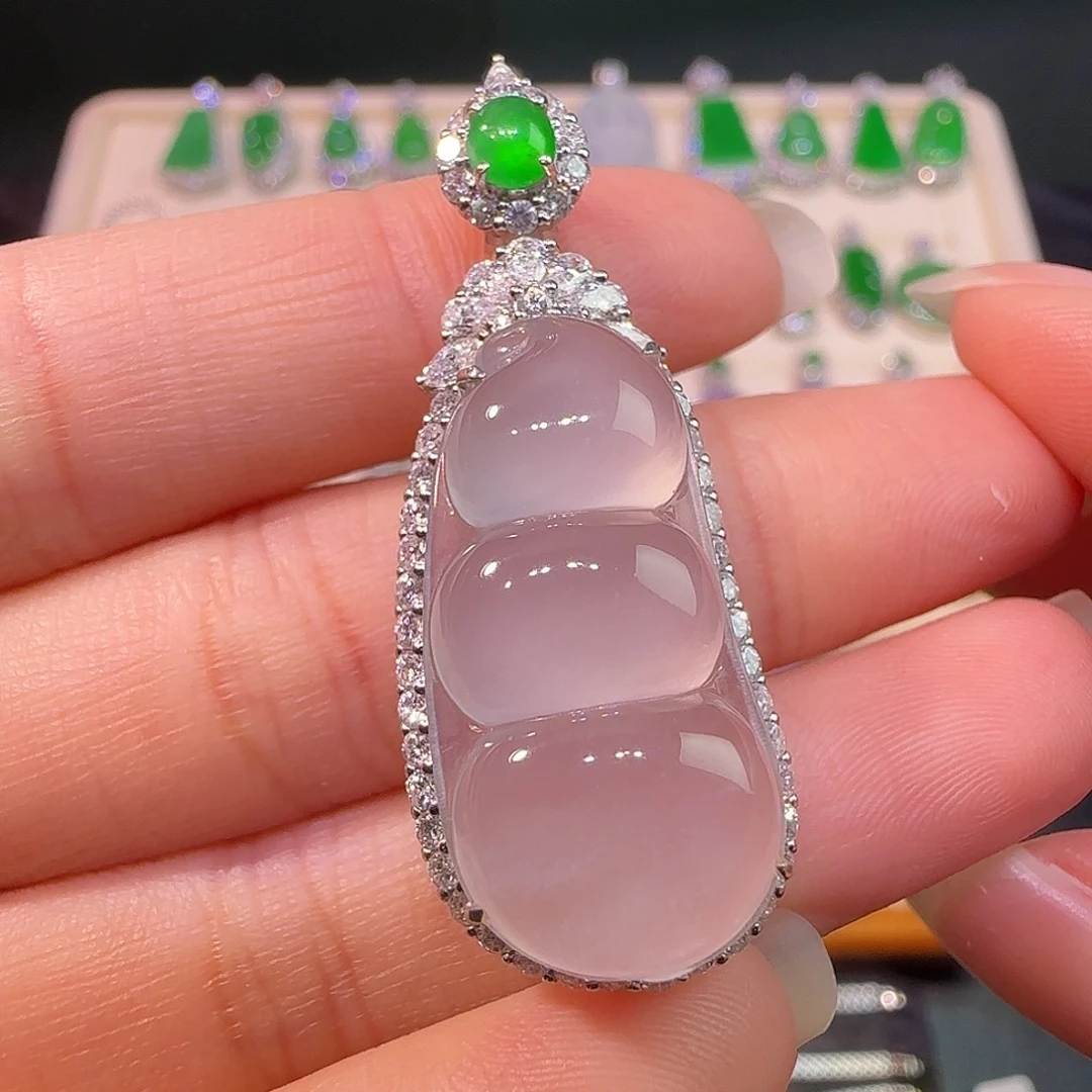 翡翠18K金镶嵌戒指