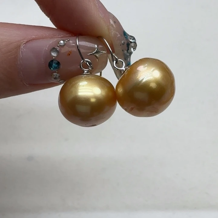 未镶嵌耳饰海水珍珠