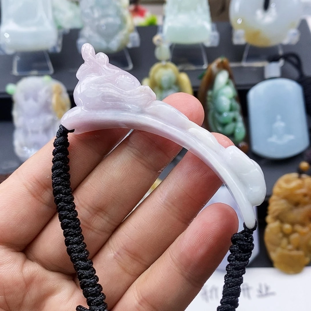 颈饰未镶嵌翡翠手串