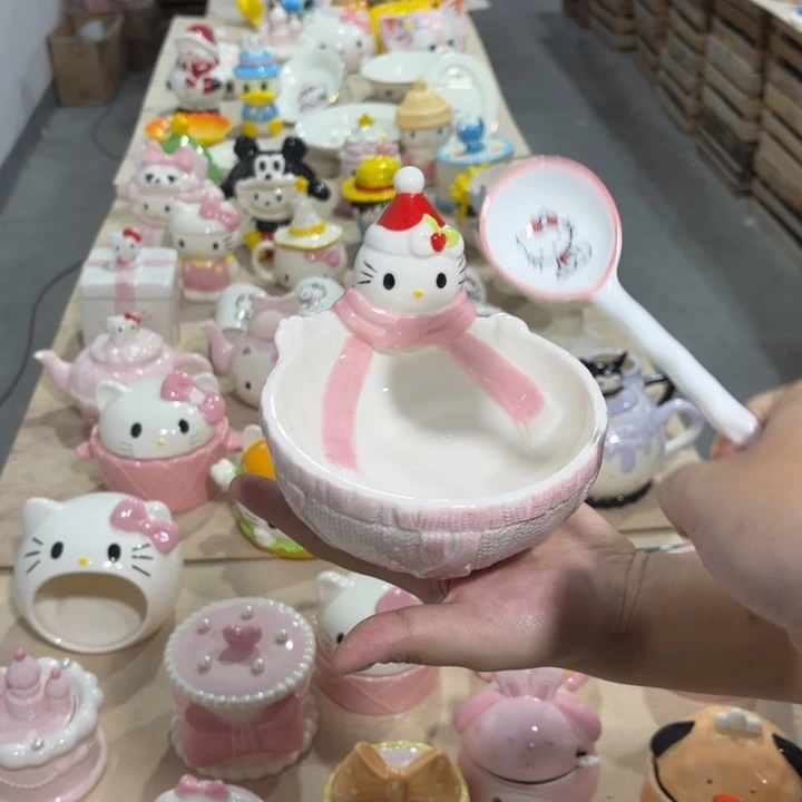 瓷片我在外面吃饭了哈哈哈