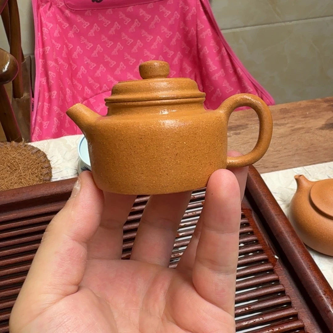 紫砂茶壶德中 黄段 65cc
