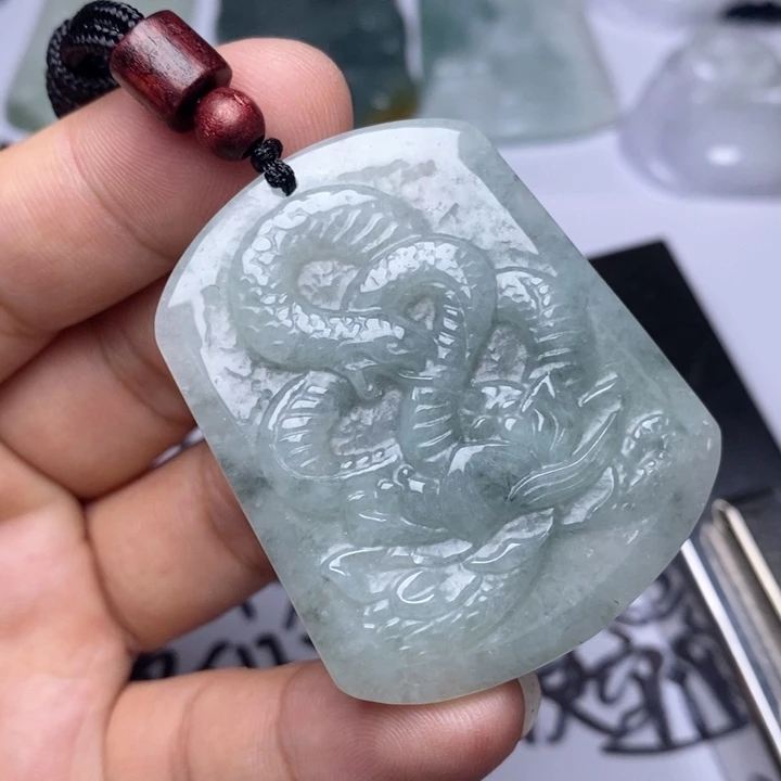 颈饰未镶嵌翡翠翡翠