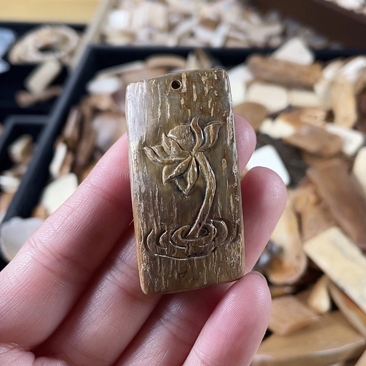 泥塑不打孔联系客服