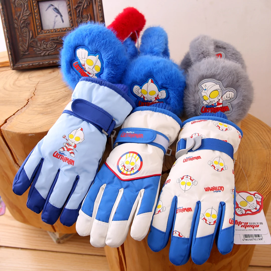 奥特曼儿童玩雪手套防水男孩滑雪防滑冬季东北保暖加厚绒男童耳罩