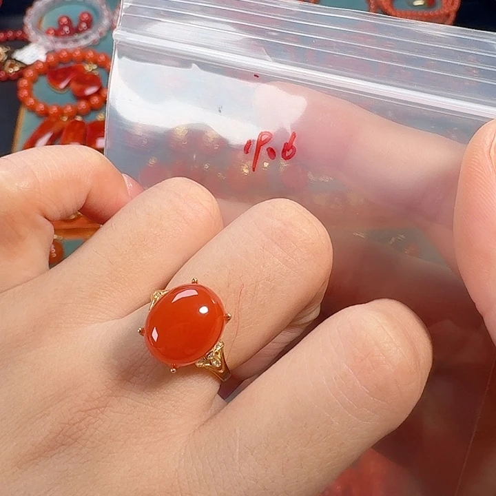 南红玛瑙银S925镶嵌保山柿子红